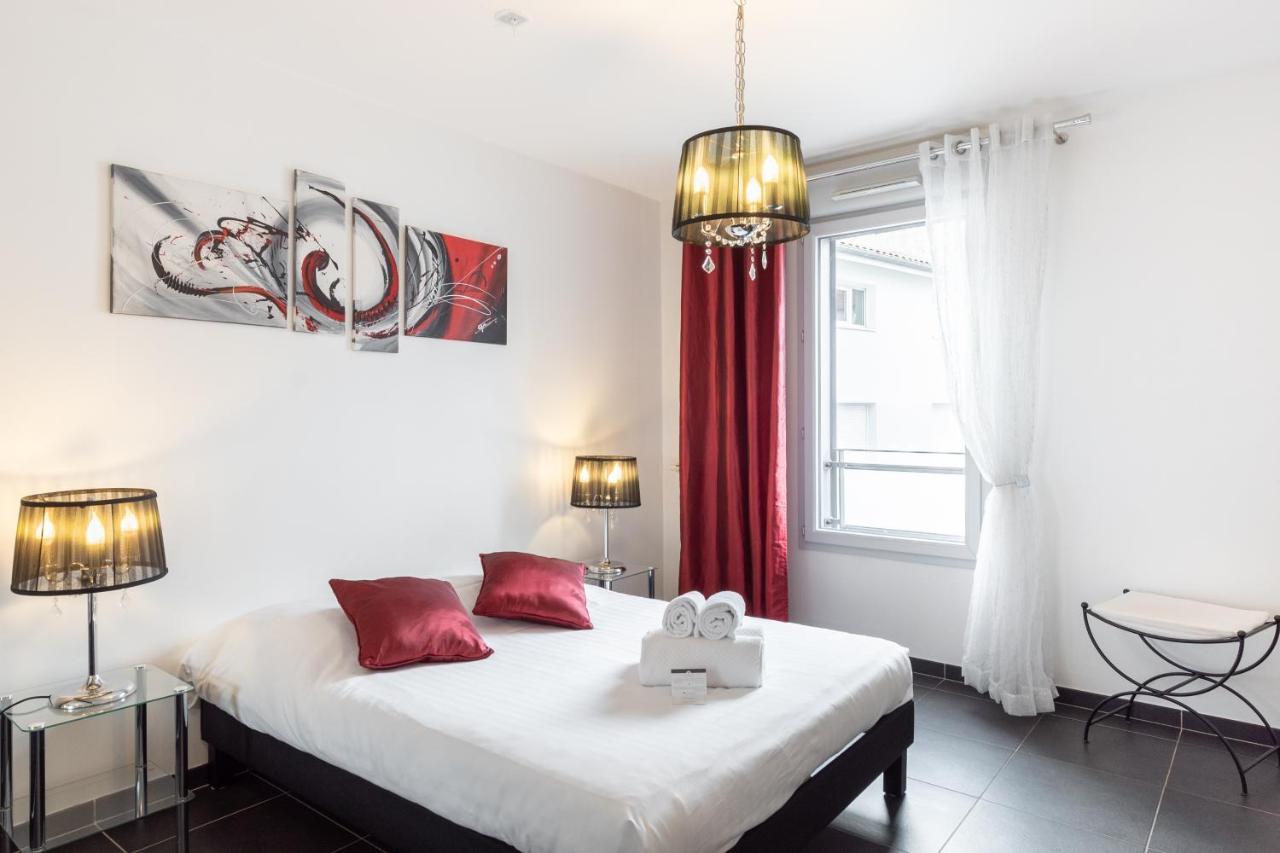 Le 7 De Coeur - Grand T4 Avec Balcon Apartment Lyon Ngoại thất bức ảnh